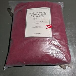 H&M Home Red Duvet Cover Set Queen Size NWT